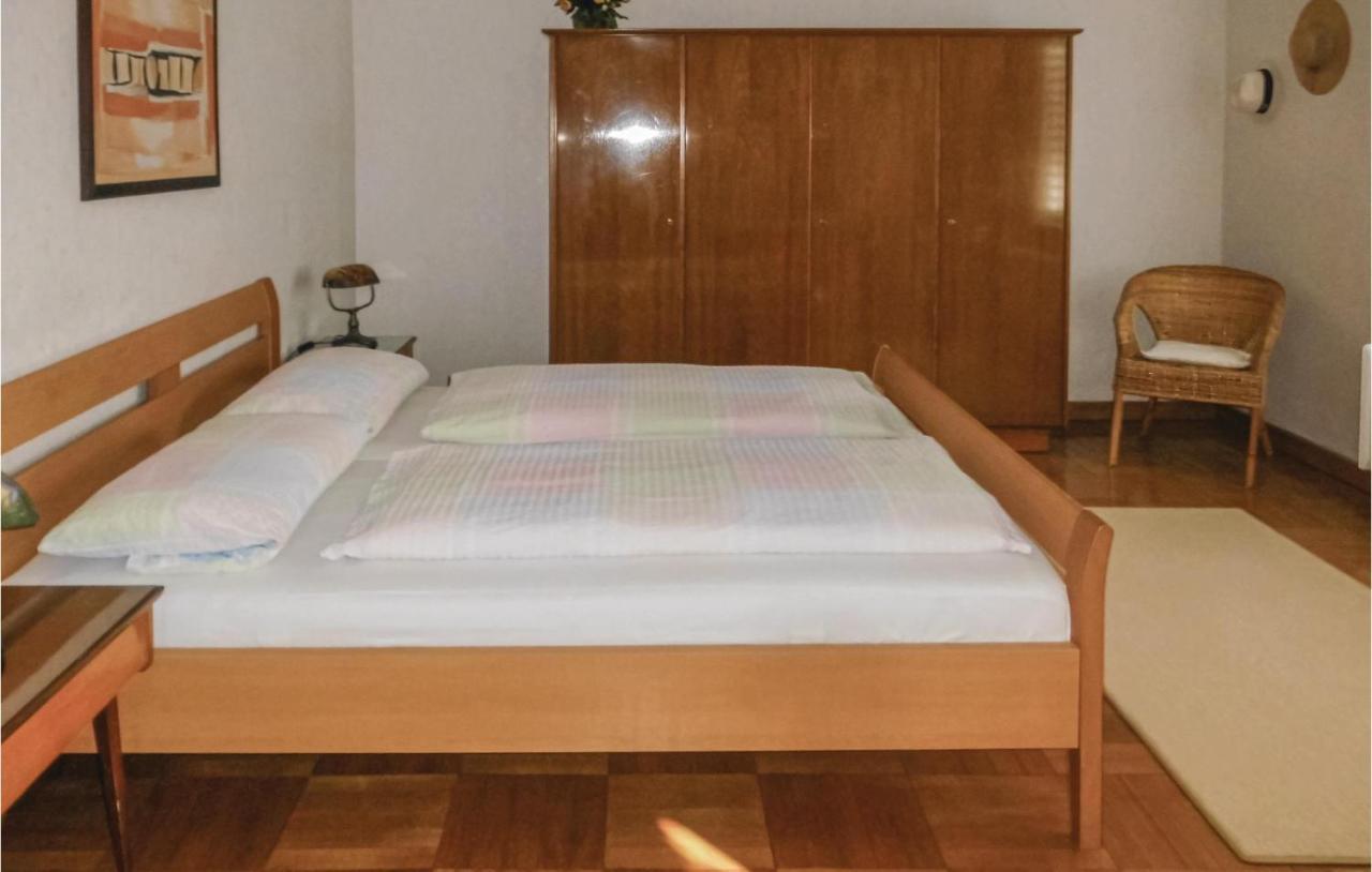 2 Bedroom Gorgeous Apartment In Luebtheen-Garlitz Εξωτερικό φωτογραφία
